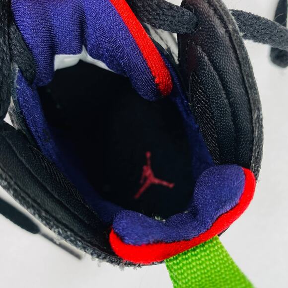 Nike Jordan 7 Retro BT Marvin The Martian 304772 028 Toddler Size 4c Black - Picture 12 of 12